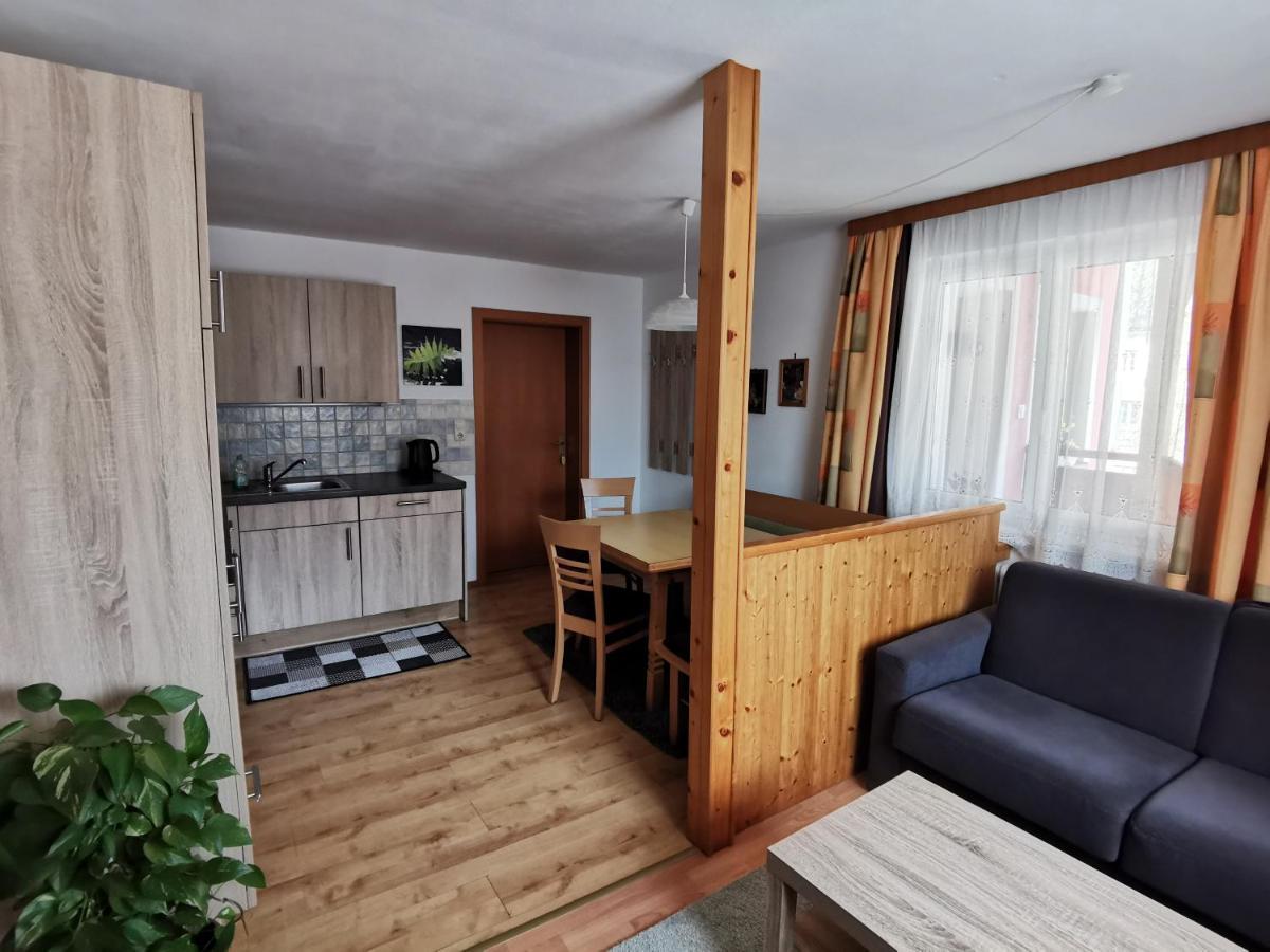 Haus Hoell Herta Халстат Екстериор снимка