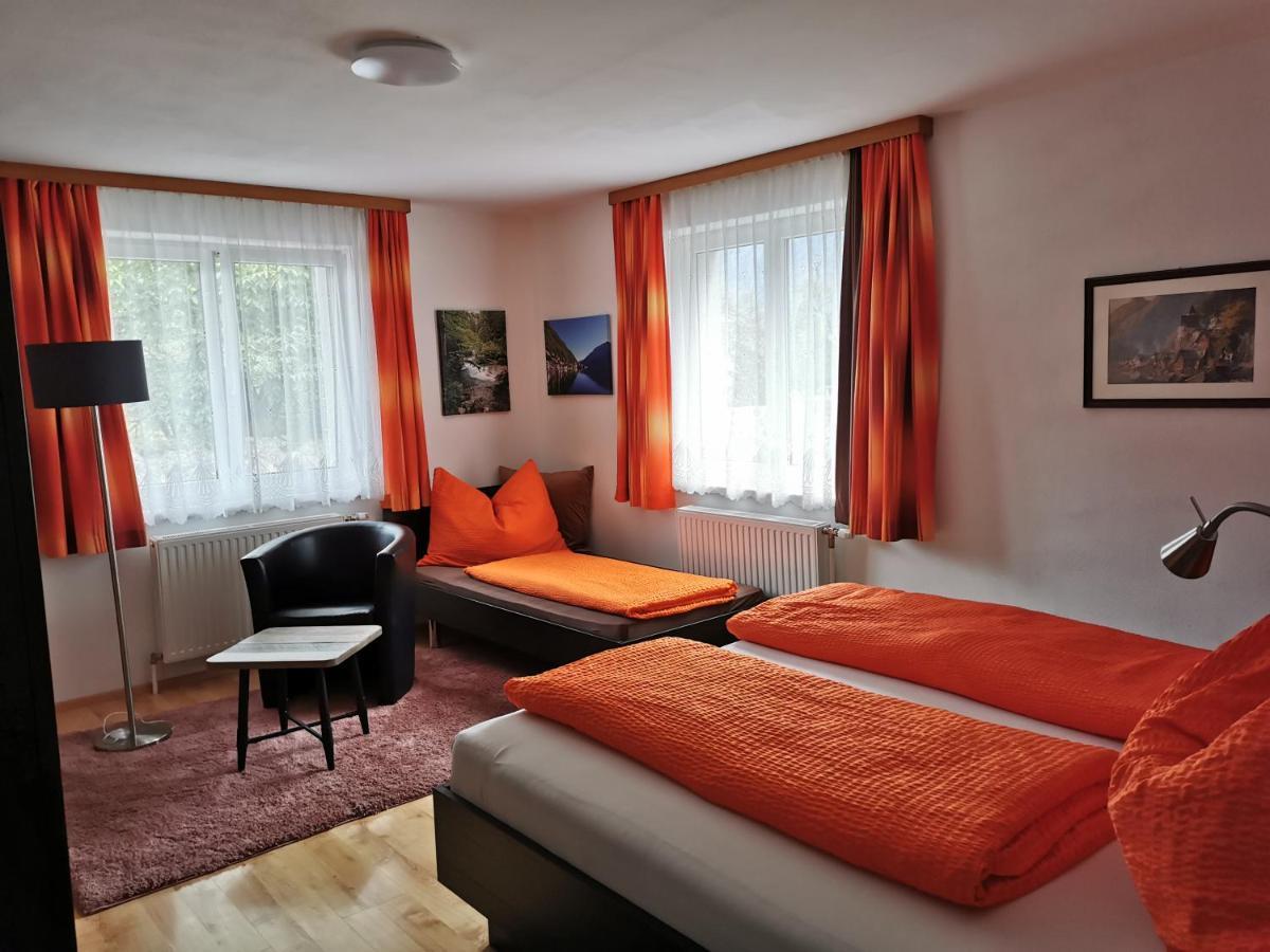 Haus Hoell Herta Халстат Екстериор снимка