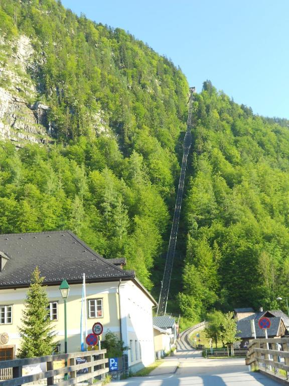 Haus Hoell Herta Халстат Екстериор снимка