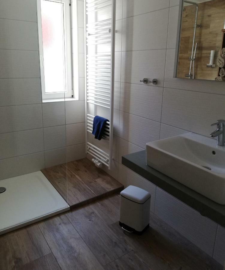 Haus Hoell Herta Халстат Екстериор снимка