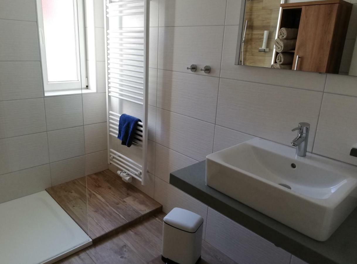 Haus Hoell Herta Халстат Екстериор снимка